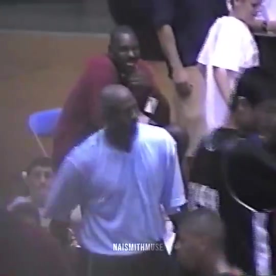 17歲和喬丹一起打野球的姚明！姚明多次送上火鍋！