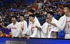中國男籃勝，郭士強遭怒噴，棄將引發眾怒。