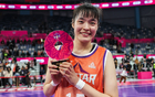 中國女籃新星崛起，24歲2米巨塔奪MVP！李月汝替身瘦身蛻變。