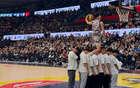 38歲朱芳雨，連扣五人，NBA扣籃王望塵莫及！三分神準，11中13！