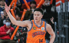 李弘權替補大放異彩，三分命中，總計15分7板，末節獨得9分！