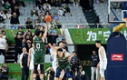 同曦戰績22勝21負，鎖定常規賽第12名。