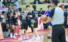 廣東女籃奪冠慶宴，鄭薇出席，三功臣受訪
